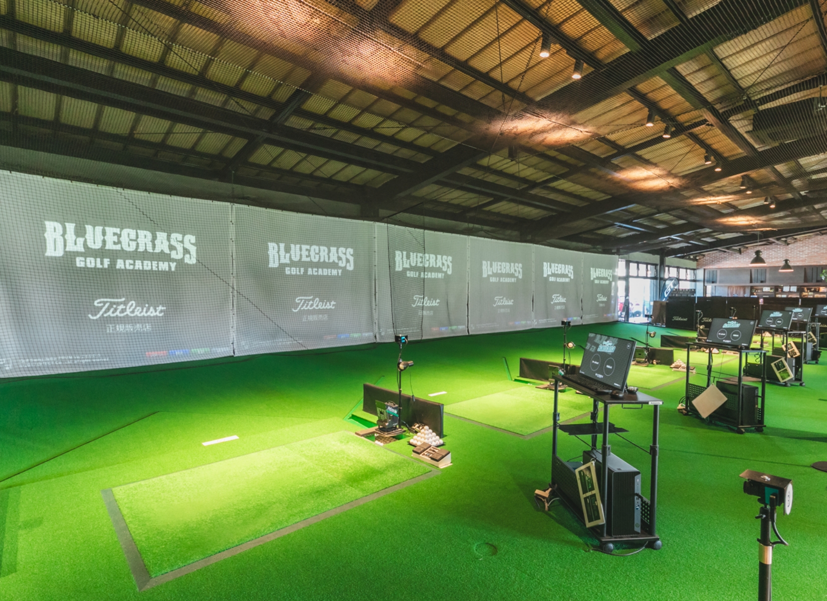 ゴルフアカデミーのSPメイン画像